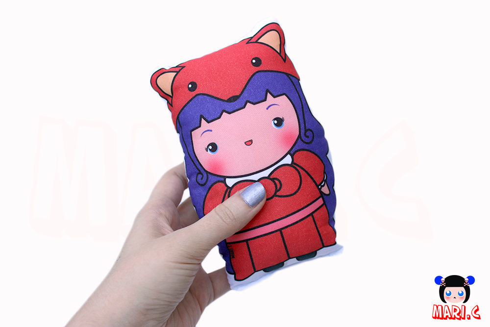 Mari.C - Toy Art Almofada Colecionável de Menina Raposa Vermelha Pequena 2 Mari.C - Toy Art Almofada Colecionável de Menina Raposa Vermelha Pequena
