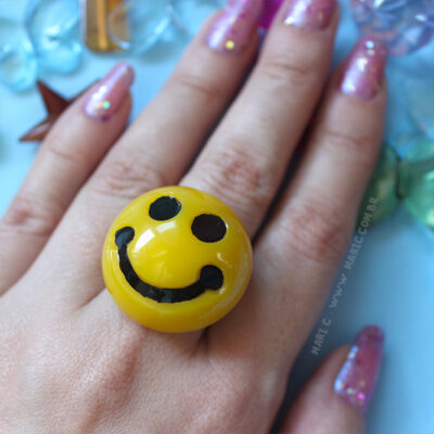 Anel Divertido Regulável de Carinha Sorrindo Emoticon Indie Kid Core