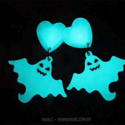 Mari.C - Maxi Brinco de Fantasma Brilha no Escuro Glow Halloween Dia das Bruxas com Base em Aço Inox