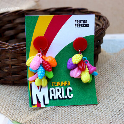Maxi Brinco Divertido de Frutas Coloridas Feirinha com Base em Aço Inox
