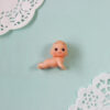 Kewpie deitado