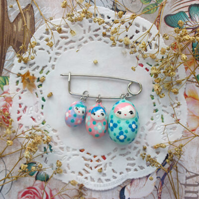 Mari.C - Alfinete Broche Pin Trio Três Tamanhos Boneca Russa Matriosca Kawaii 3