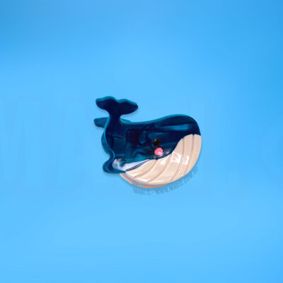 Mari.C - Mini Presilha Prendedor de Cabelo Baleia Azul em Acrílico