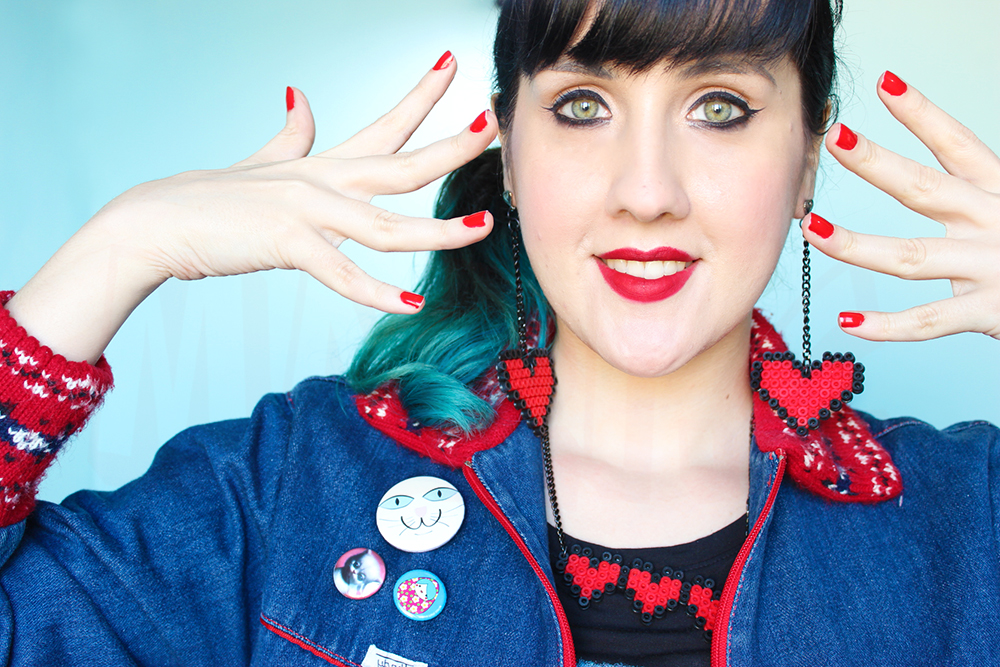 Maxi Brinco Coração Grande 8 Bits Anos 80