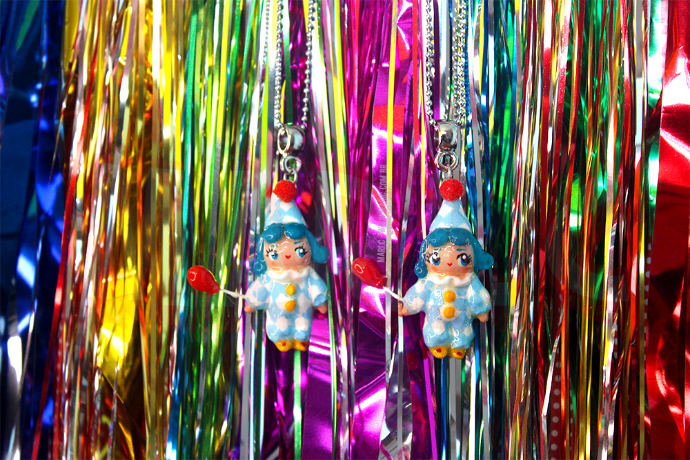 Colar Pierrot Fantasia de Carnaval Retrô em Aço Inox Mari.C - Colar Pierrot Fantasia de Carnaval Acessório de Carnaval Antigo Retrô em Aço Inox